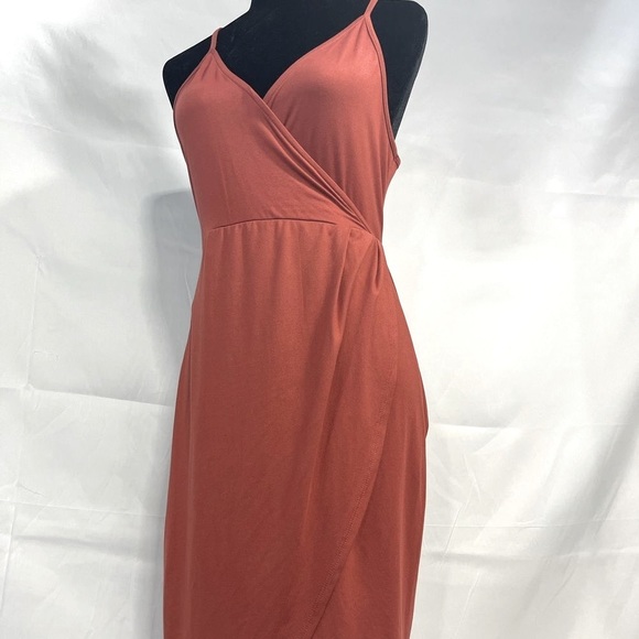 SOFT STRETCHY SEXY 🤤 Alya Summer Dress - Picture 3 of 16